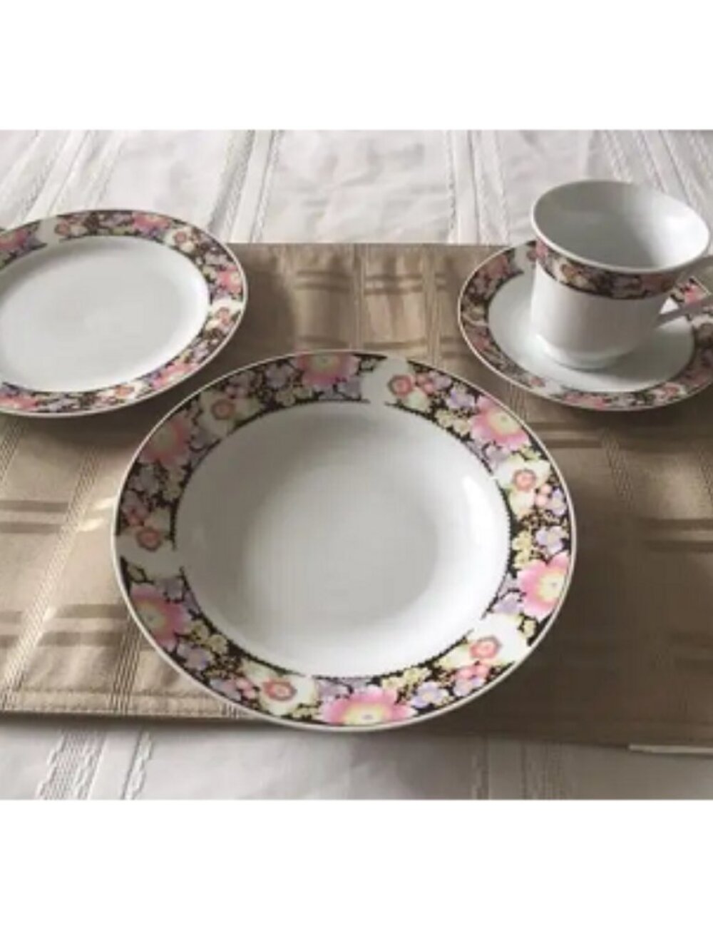 Service for Four - 16 PC Set~ Dinnerware Set China Floral Border